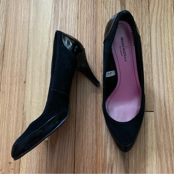 EUC ISAAC MIZRAHI for Target Black suede and patent pumps. Size 9.5.  3 in heel - Picture 9 of 14